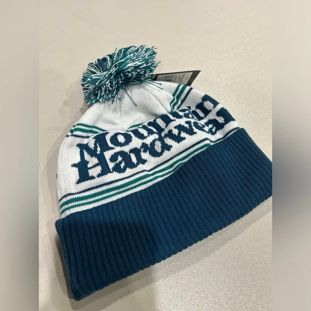 Mountain Hardwear Women's ApresPro Beanie Dark Caspian Blue Teal White Hat NWT